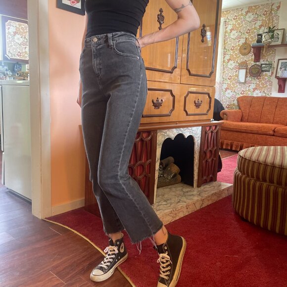 Black denim BDG high rise kick ankle flare straight jeans! - Picture 6 of 12